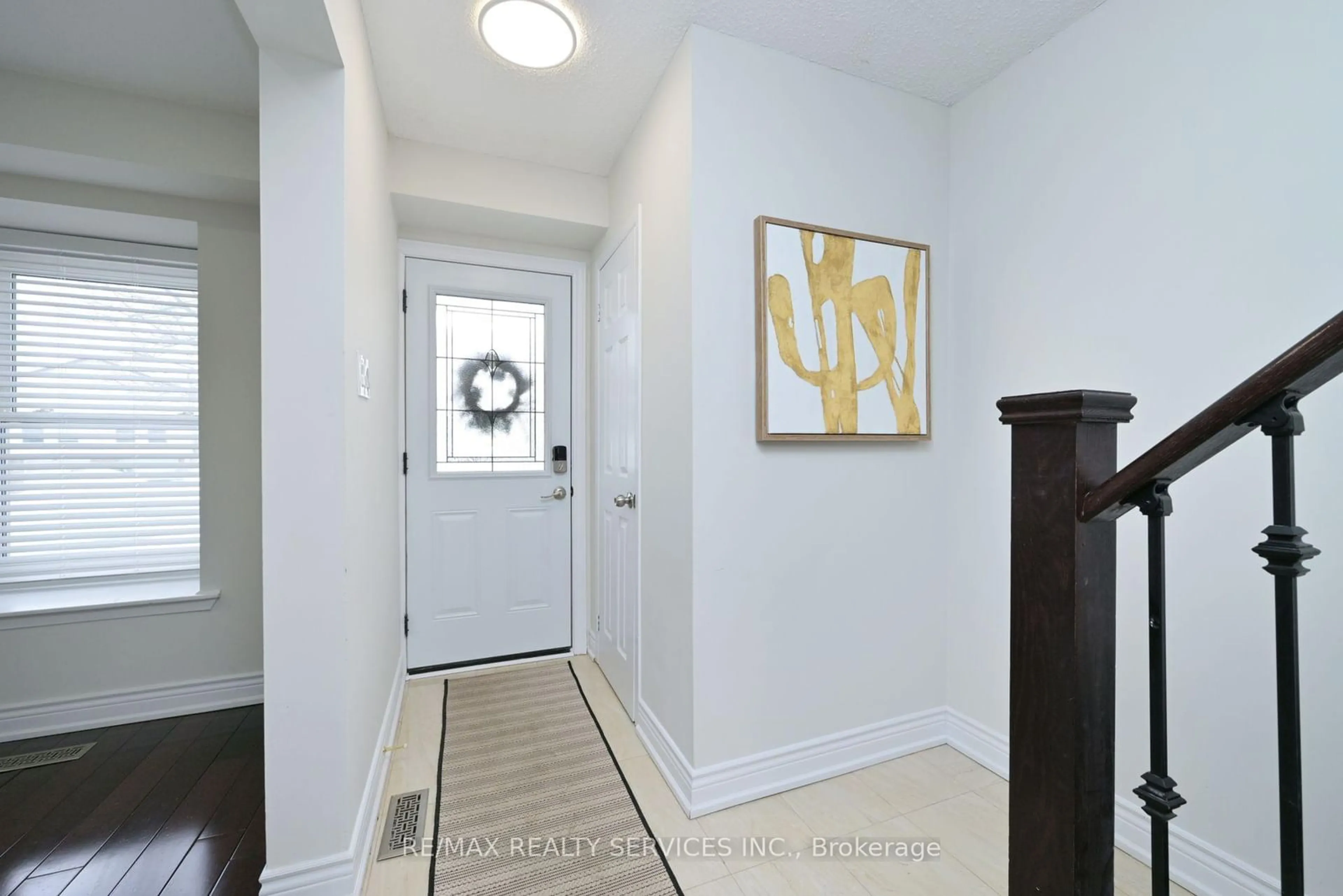 Indoor entryway for 54 Nancy Mccredie Dr, Brampton Ontario L6X 2N6