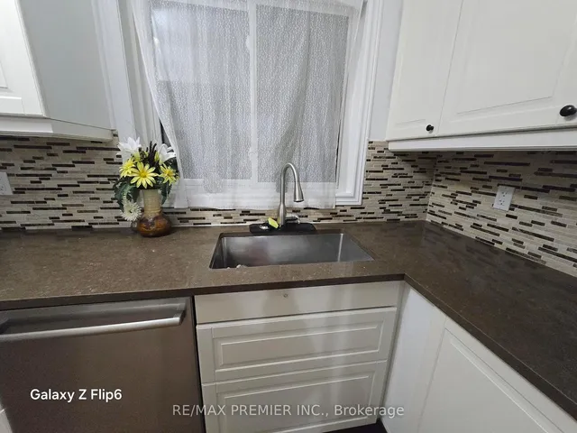 Additional property image - 16 Tampa Terr
