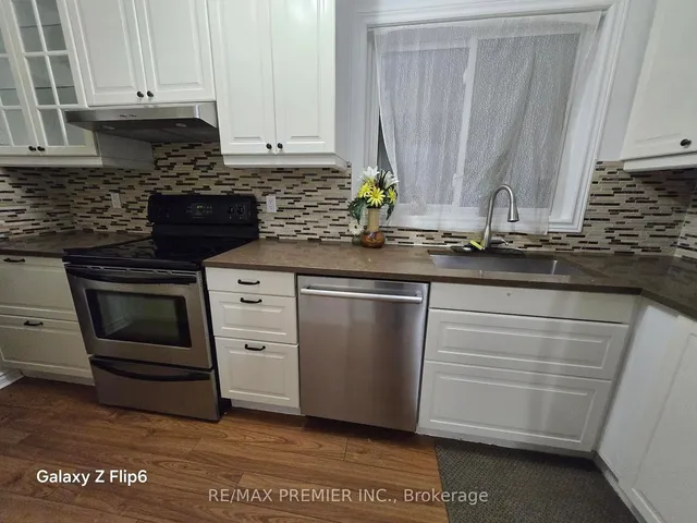 Additional property image - 16 Tampa Terr