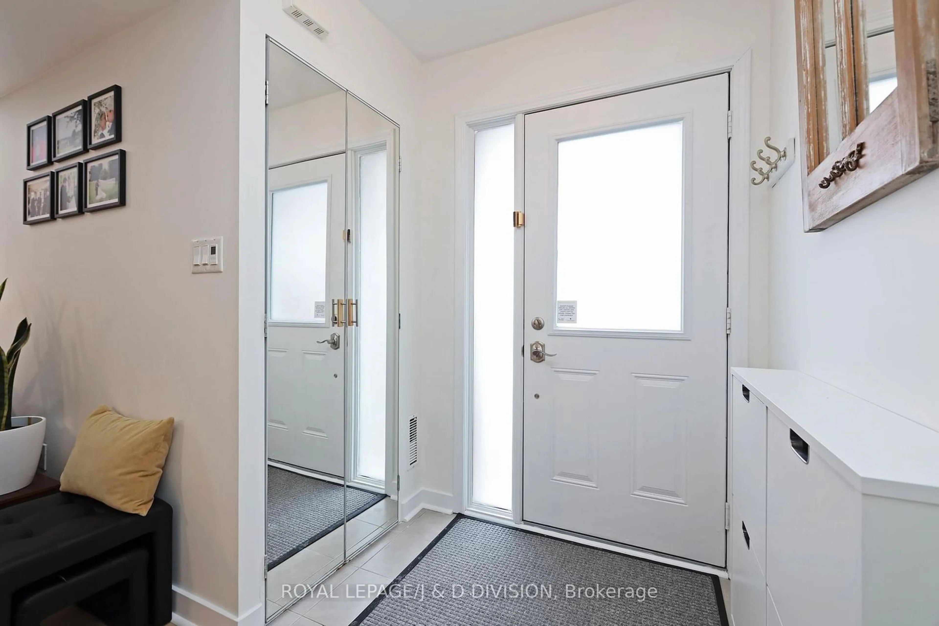 Indoor entryway for 9 Foundry Ave #110, Toronto Ontario M6H 0B7