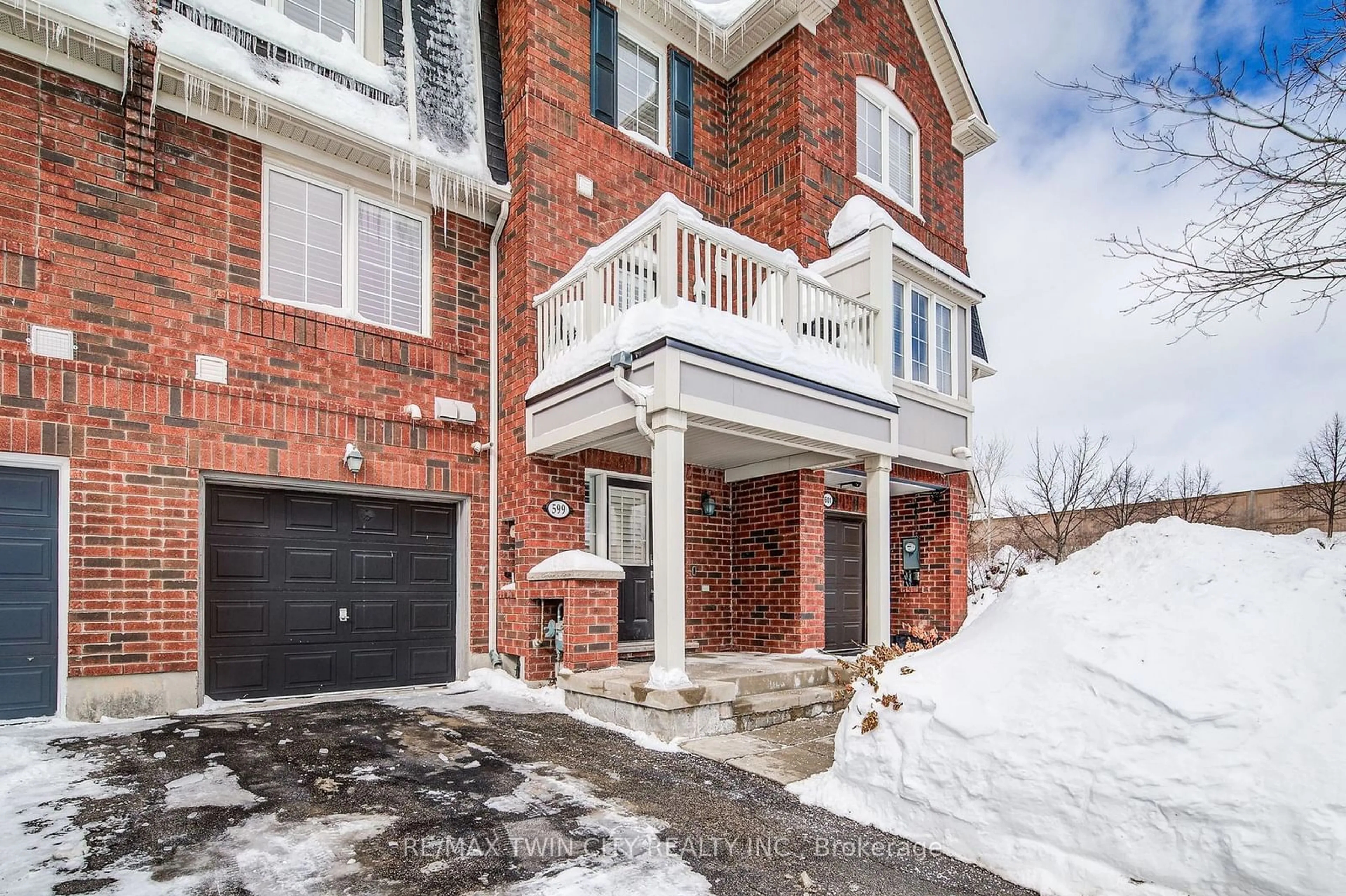 Home with brick exterior material, street for 599 Speyer Circ, Milton Ontario L9T 0Y5