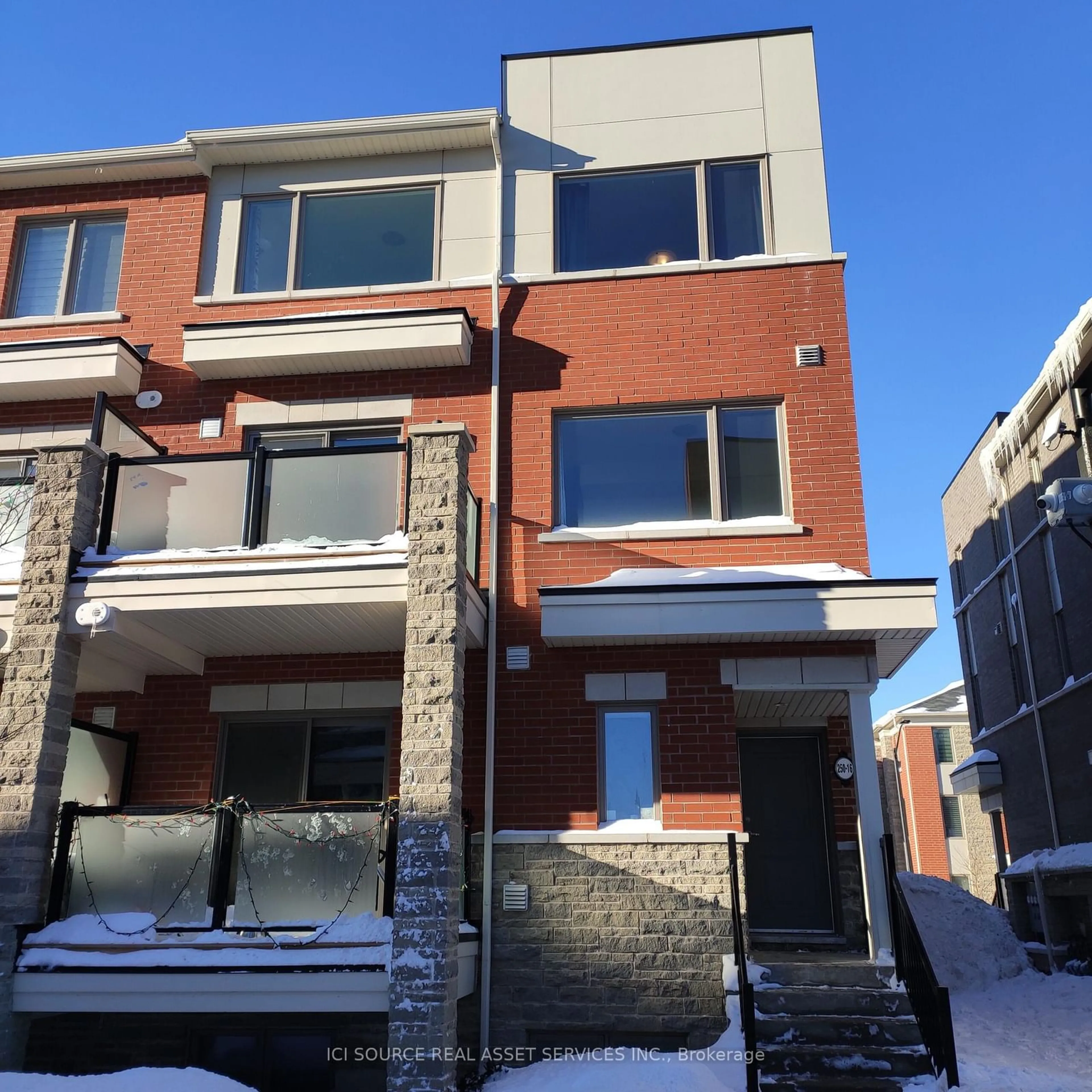 Home with brick exterior material, street for 250 Lagerfeld Dr #16, Brampton Ontario L7A 5G9