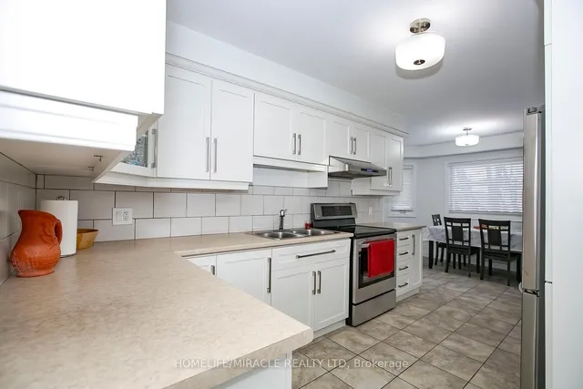 Additional property image - 25 Oaklea Blvd
