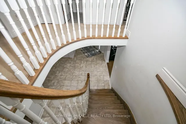 Additional property image - 25 Oaklea Blvd