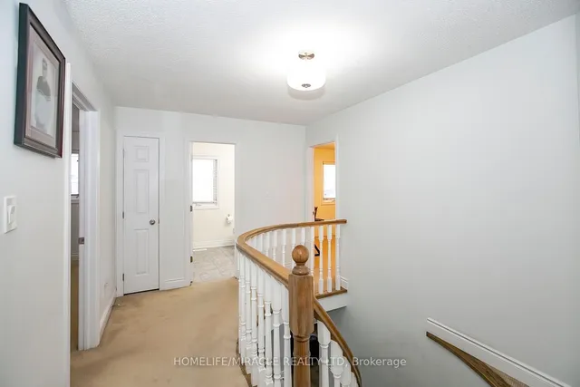 Additional property image - 25 Oaklea Blvd