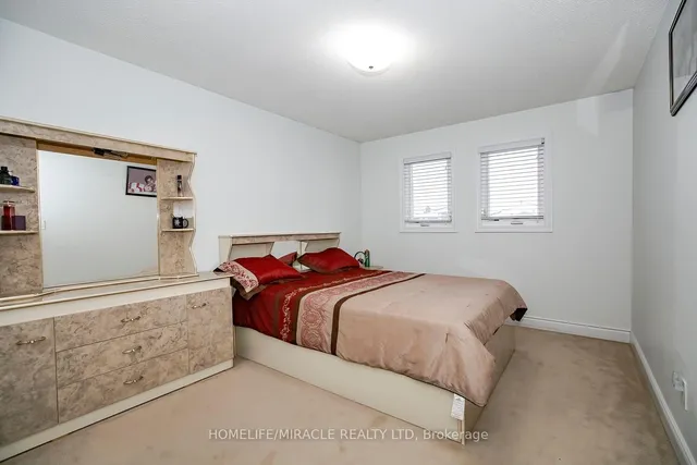 Additional property image - 25 Oaklea Blvd
