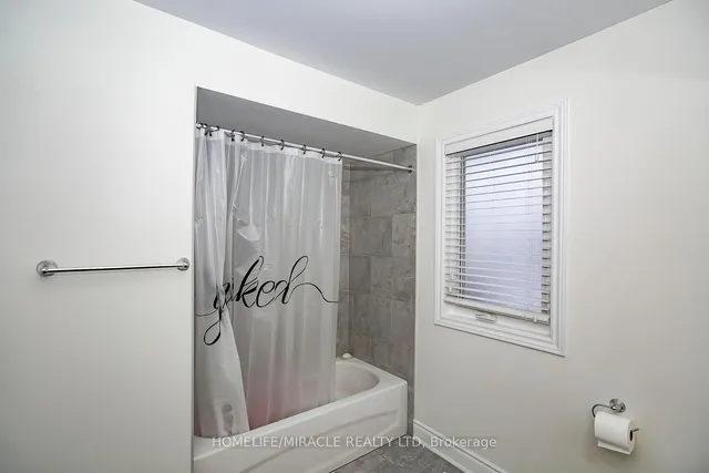 Additional property image - 25 Oaklea Blvd