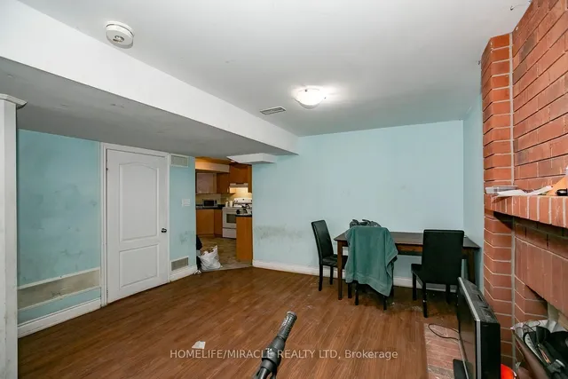 Additional property image - 25 Oaklea Blvd