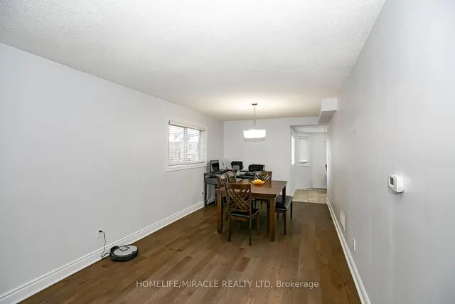 Additional property image - 25 Oaklea Blvd