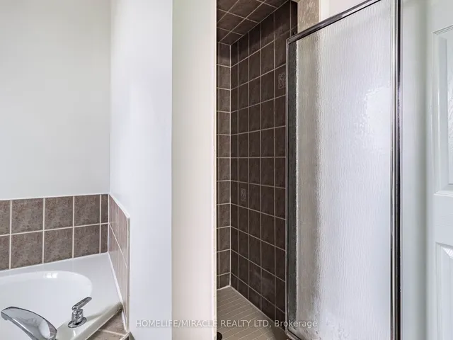 Additional property image - 76 Fallstar Cres
