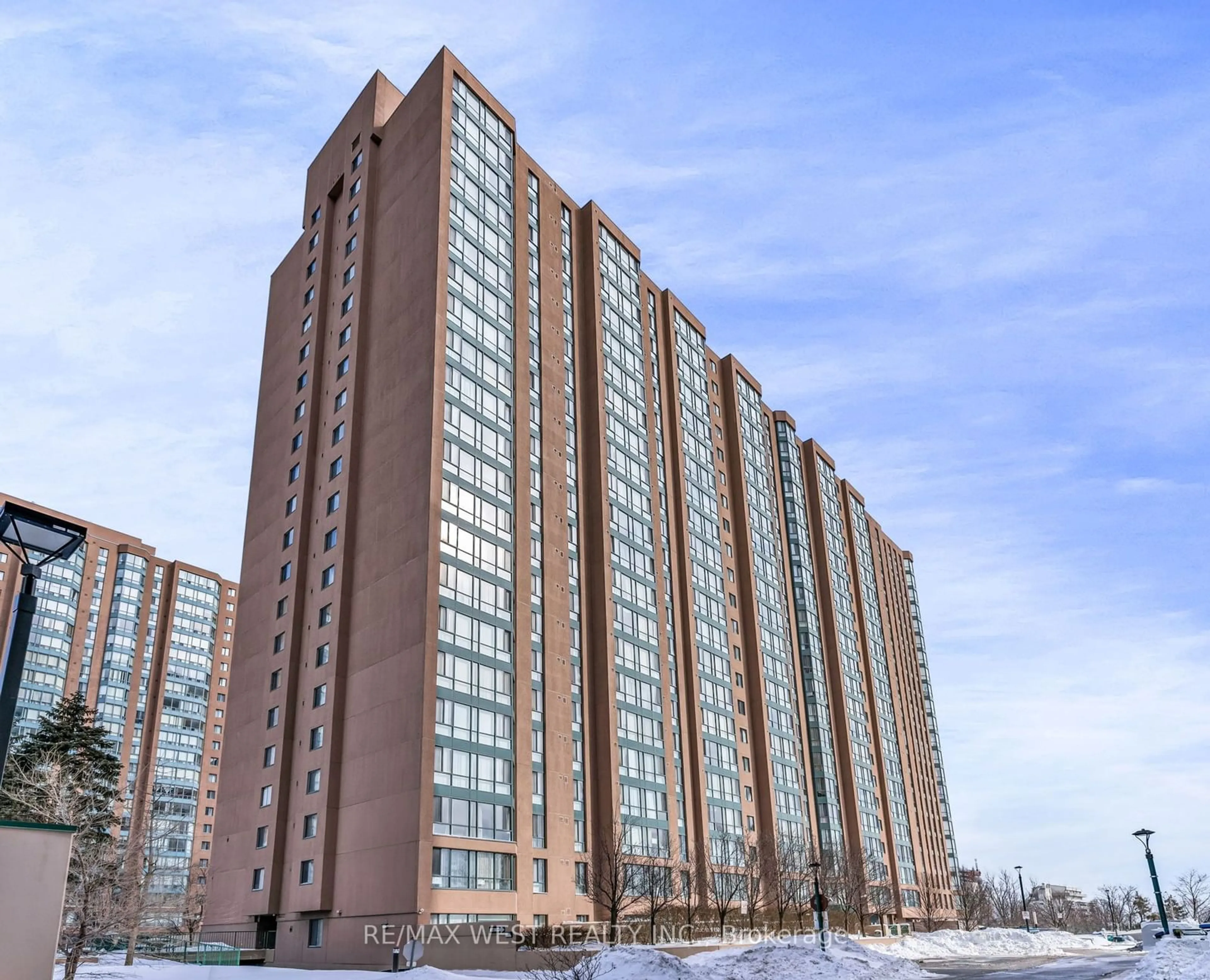 Unknown for 145 Hillcrest Ave #1615, Mississauga Ontario L5B 3Z1