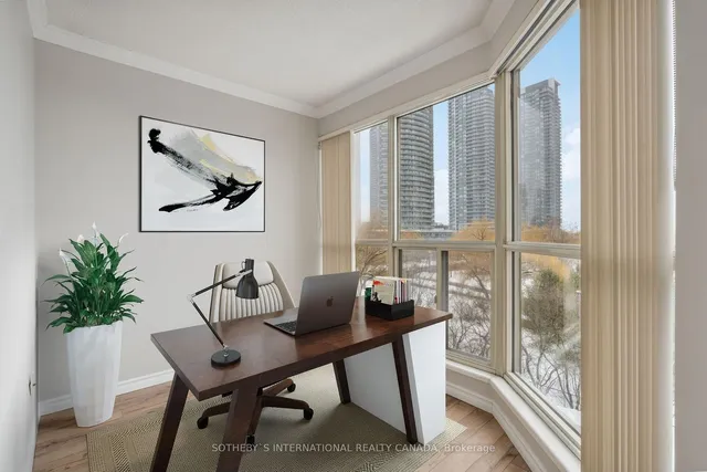 Additional property image - 2261 Lake Shore Blvd Unit 512
