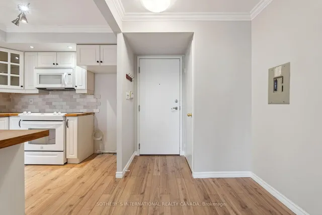 Additional property image - 2261 Lake Shore Blvd Unit 512
