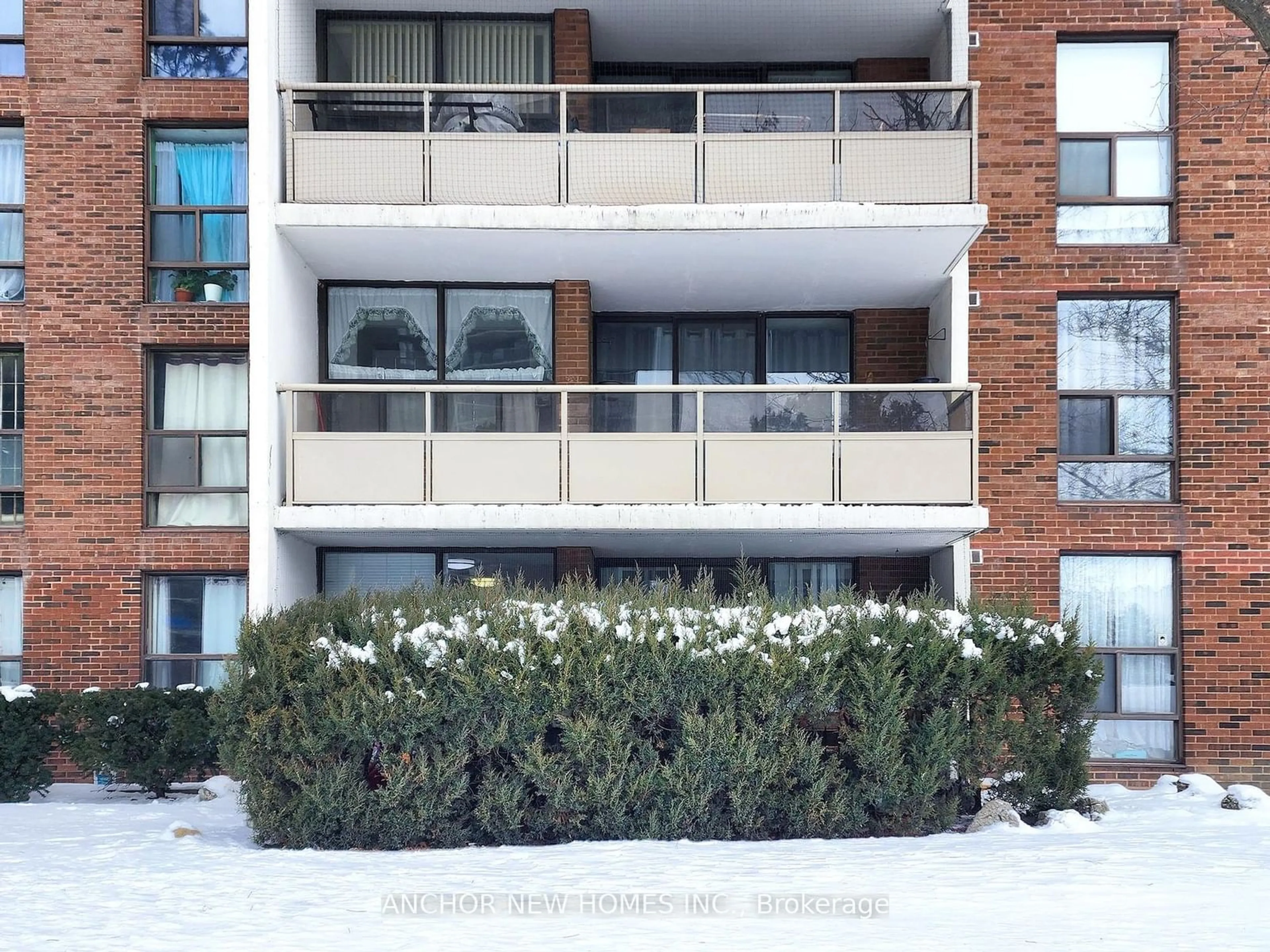 Balcony in the apartment, unknown for 4 Kings Cross Rd #202, Brampton Ontario L6T 3X8