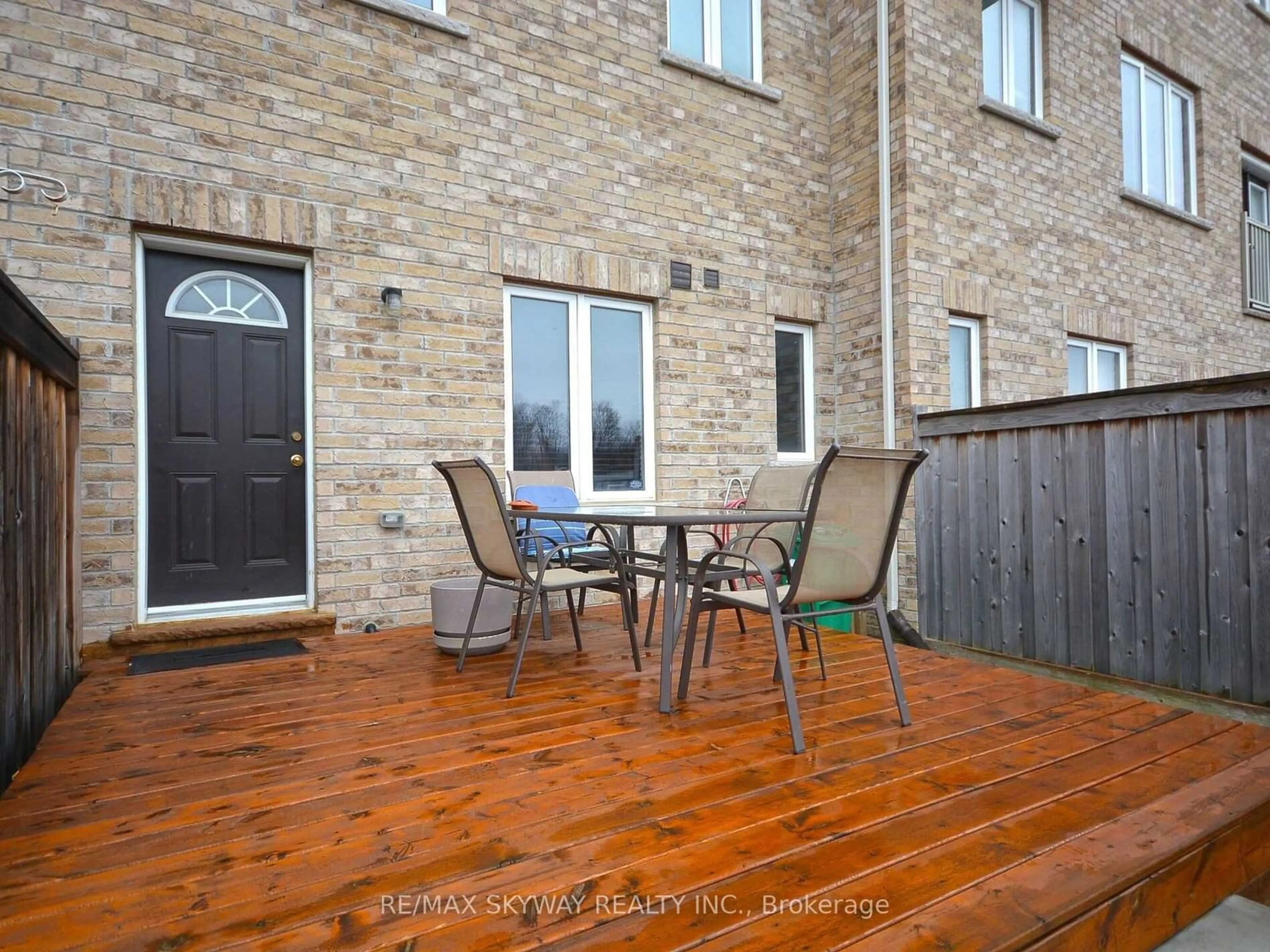 Patio, street for 14 Kayak Heights, Brampton Ontario L6Z 0H8