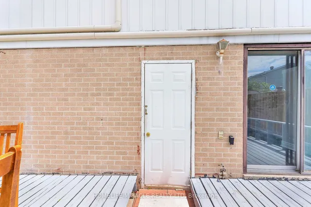 Additional property image - 14 Greenbush Crt