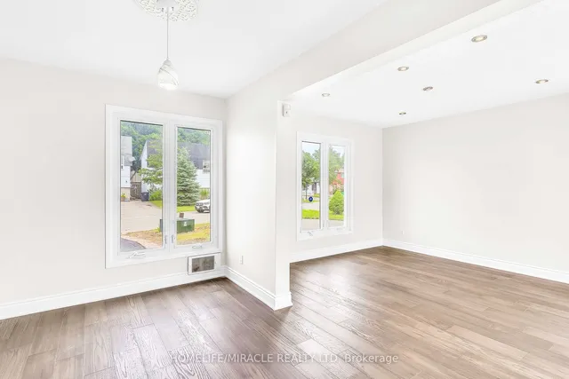 Additional property image - 14 Greenbush Crt
