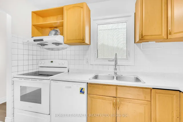 Additional property image - 14 Greenbush Crt