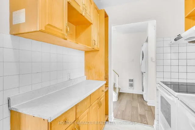 Additional property image - 14 Greenbush Crt