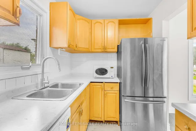 Additional property image - 14 Greenbush Crt