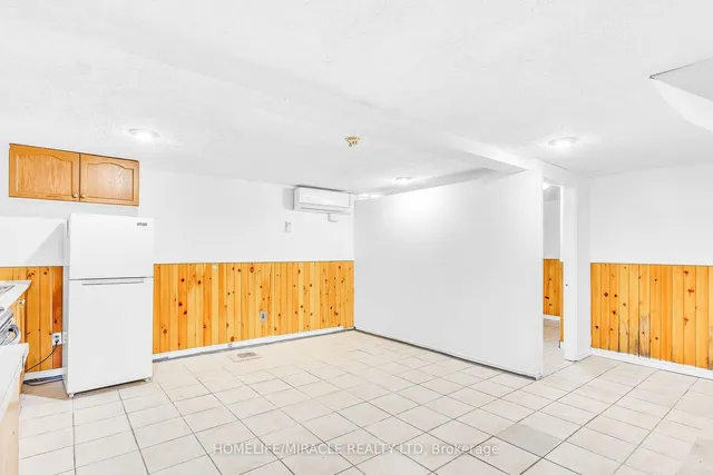 Additional property image - 14 Greenbush Crt