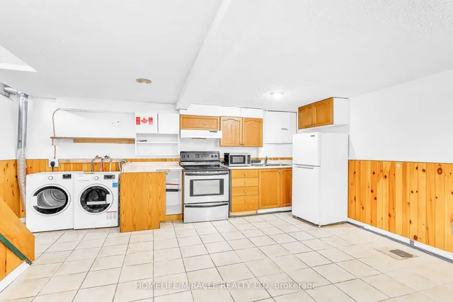 Additional property image - 14 Greenbush Crt
