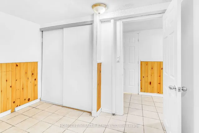 Additional property image - 14 Greenbush Crt