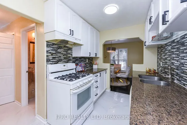 Additional property image - 1 Finchley Cres