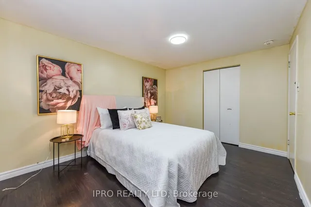 Additional property image - 1 Finchley Cres