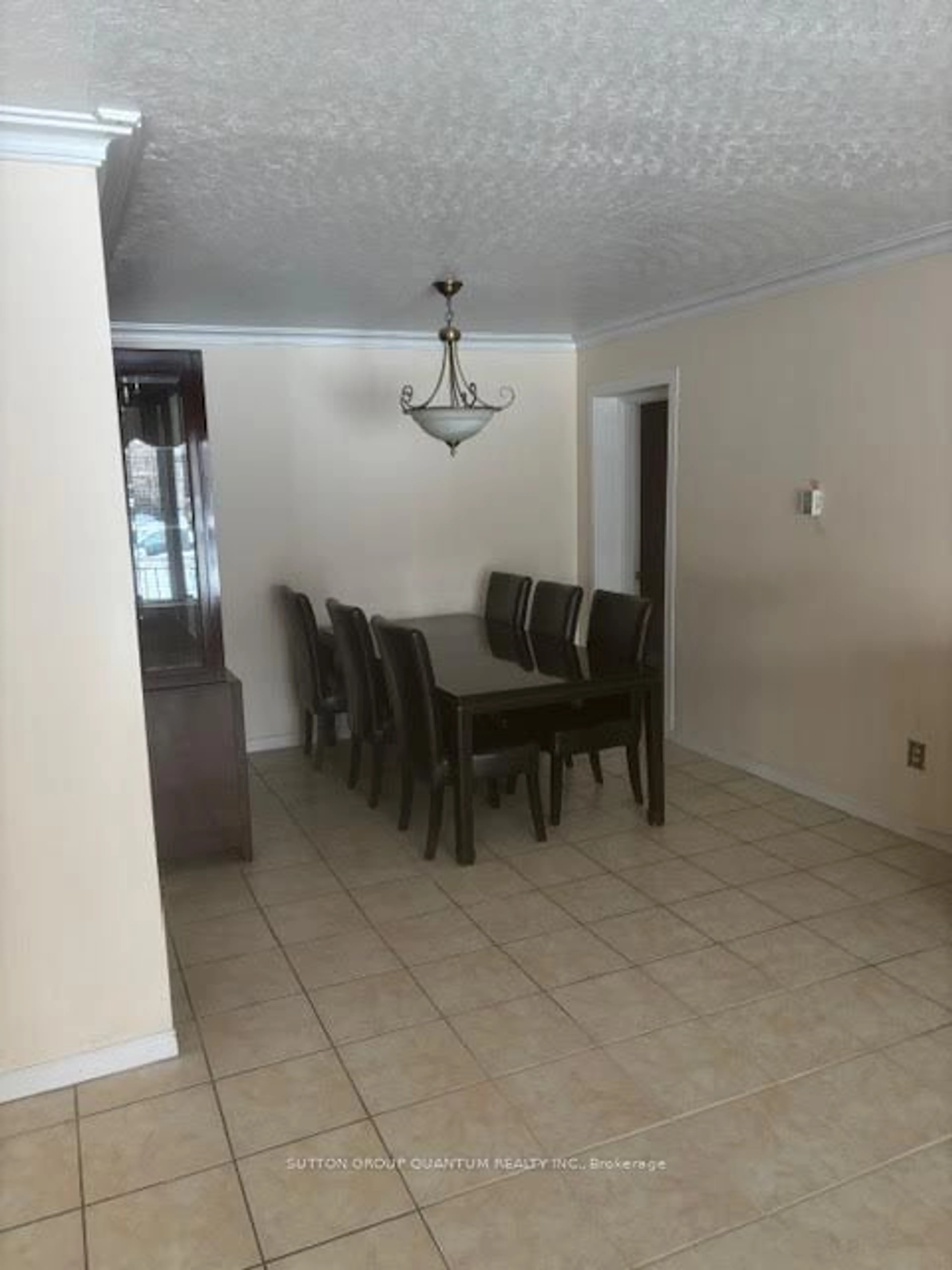 Dining room, unknown for 61 Forest Ave, Mississauga Ontario L5G 1L3