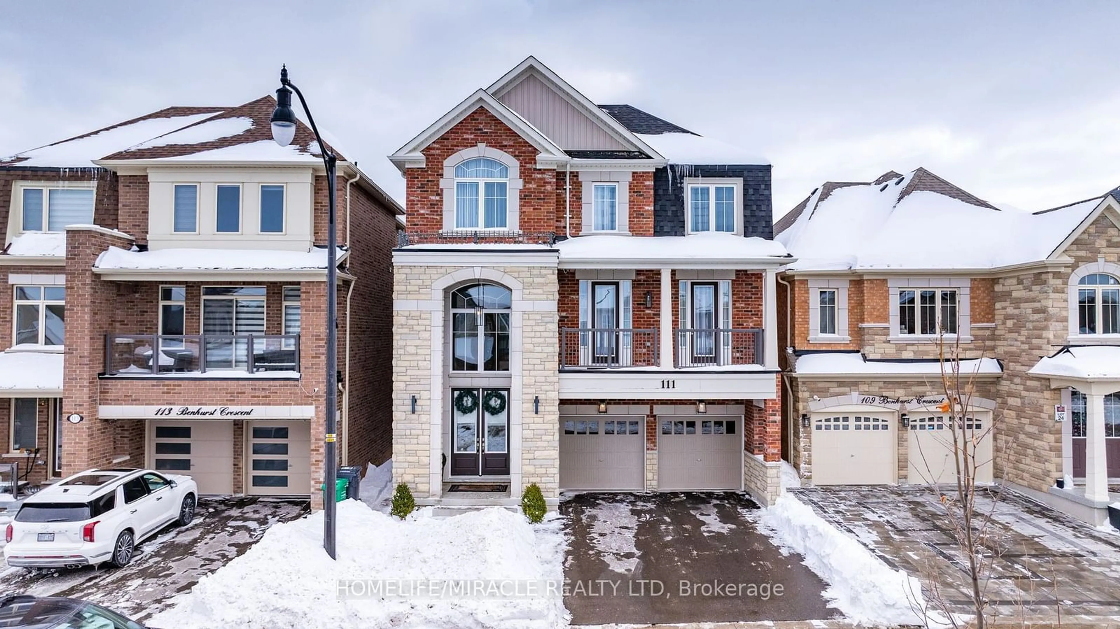 Home with brick exterior material, street for 111 Benhurst Cres, Brampton Ontario L7A 5A4