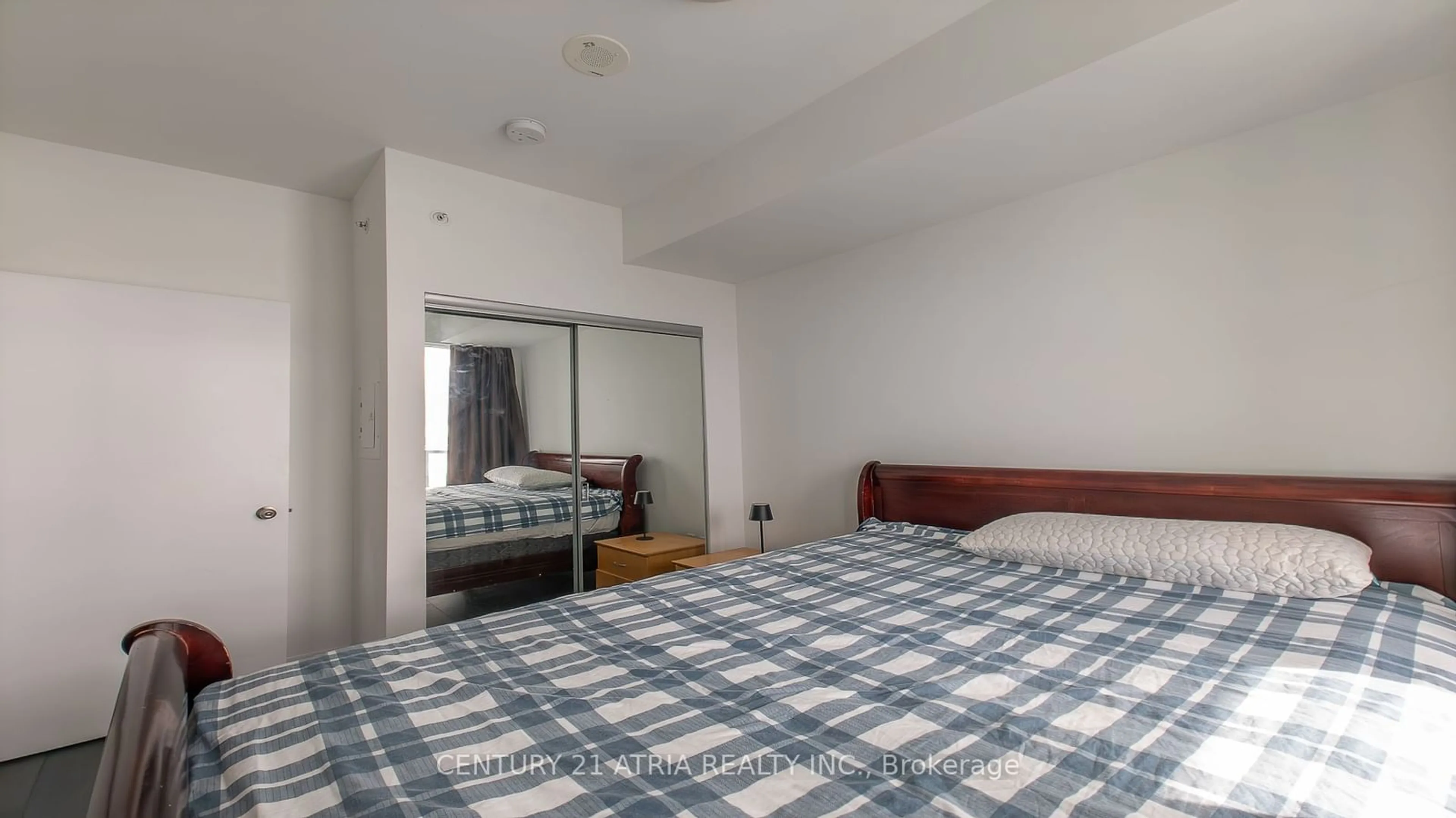 A pic of a room for 30 Shore Breeze Dr #4519, Toronto Ontario M8V 0J1