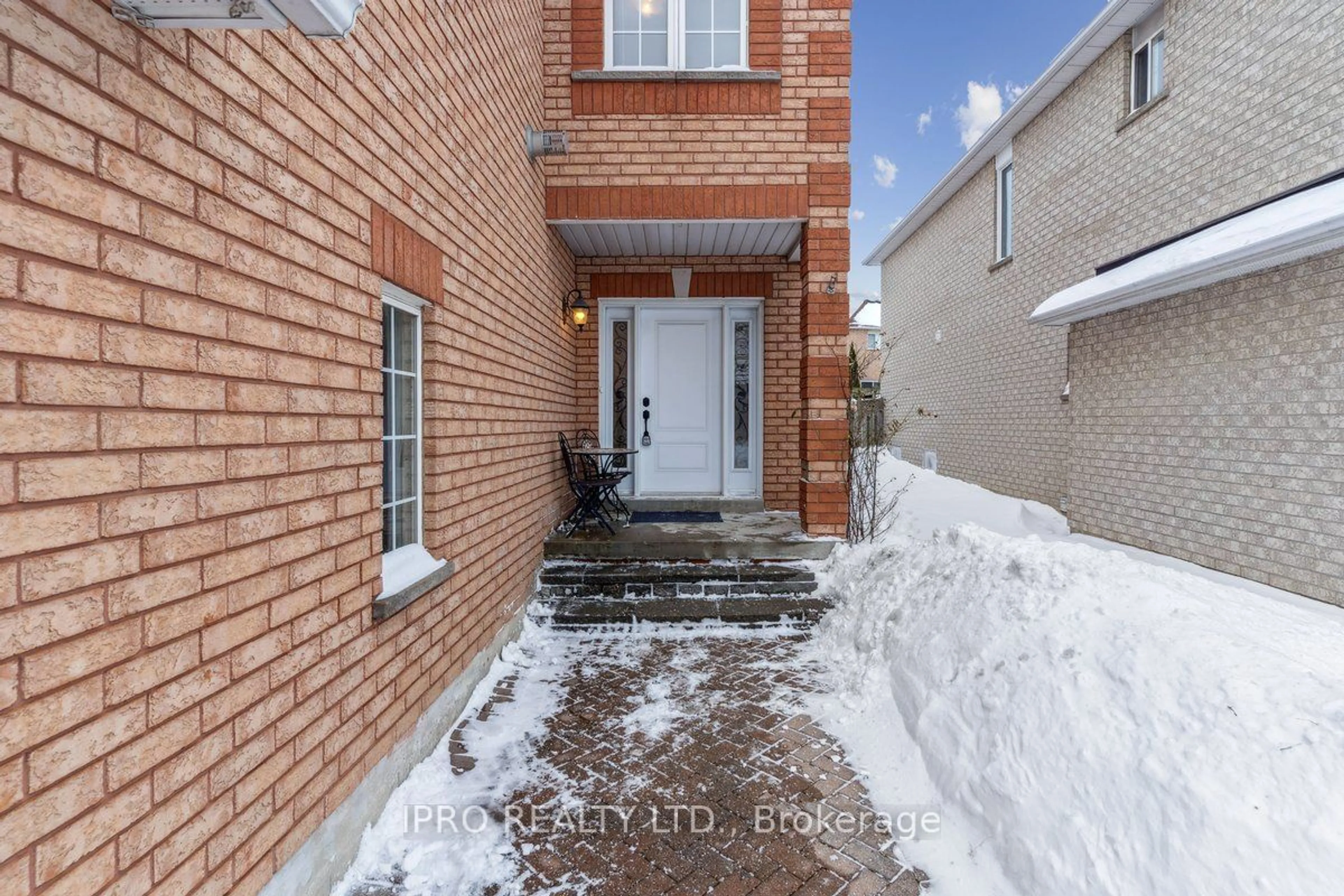 Unknown for 5204 Red Brush Dr, Mississauga Ontario L4Z 4B4