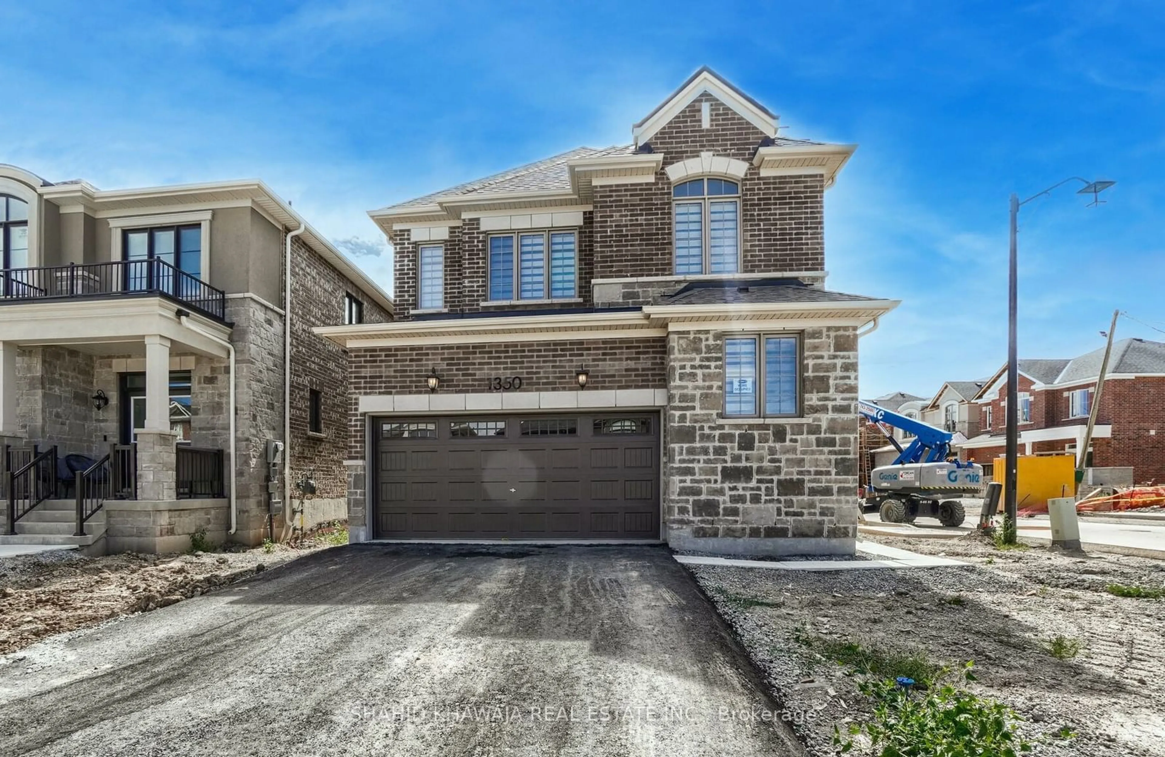 Home with brick exterior material, street for 1350 Lobelia Cres, Milton Ontario L9E 1X5