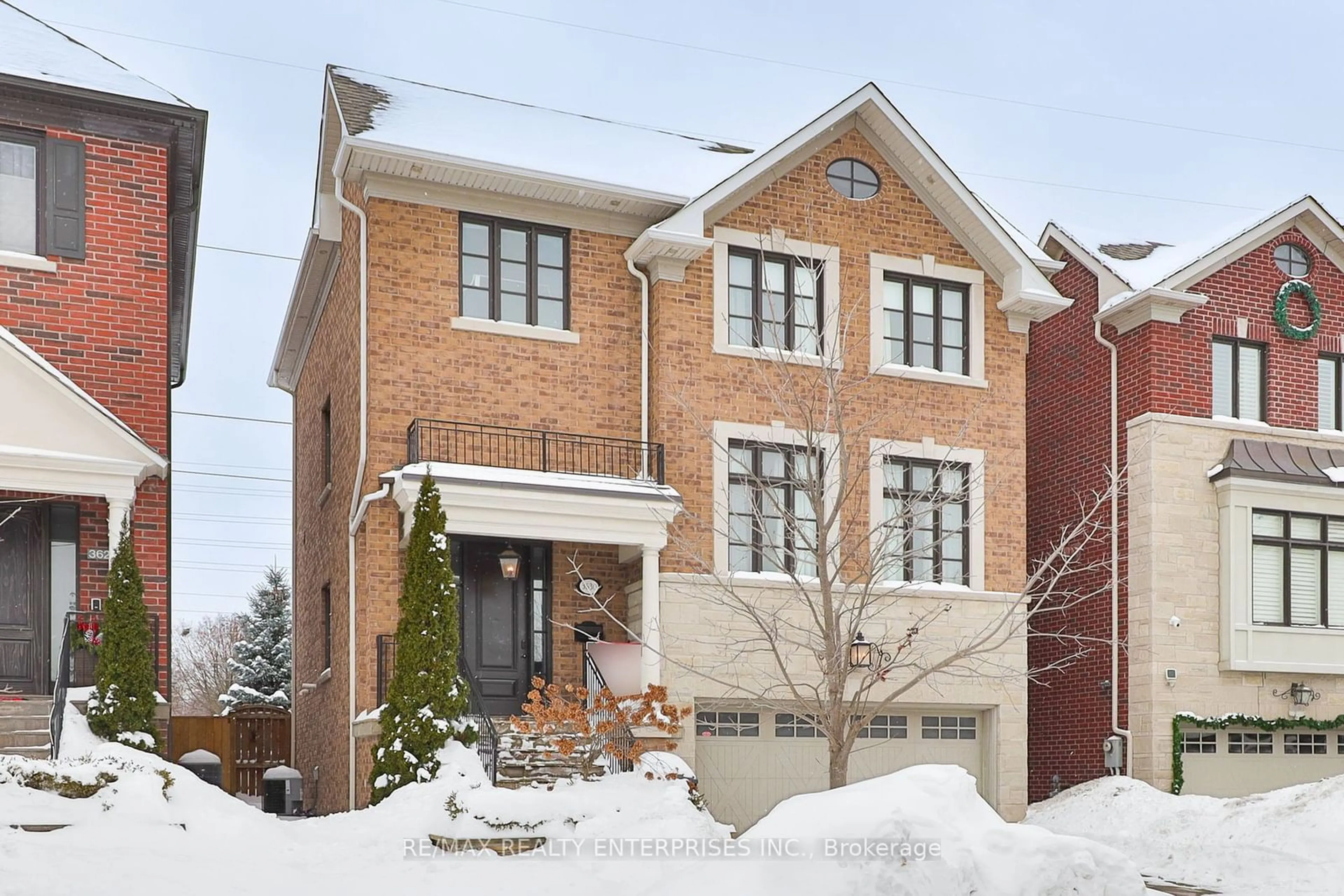 Home with brick exterior material, street for 3630 Silverplains Dr, Mississauga Ontario L4X 2P4