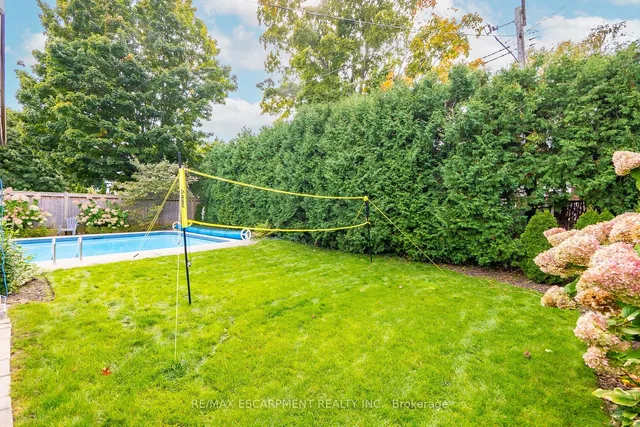 Additional property image - 344 Camelot Crt