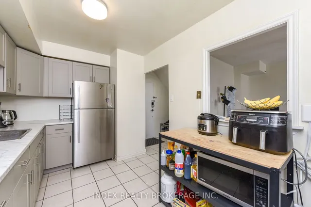 Additional property image - 366 The East Mall Unit 233