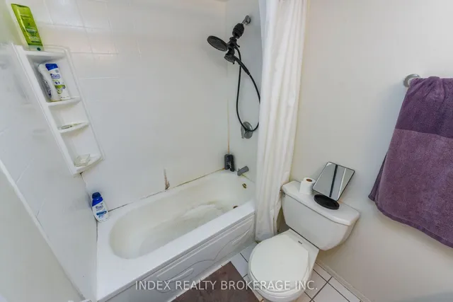 Additional property image - 366 The East Mall Unit 233