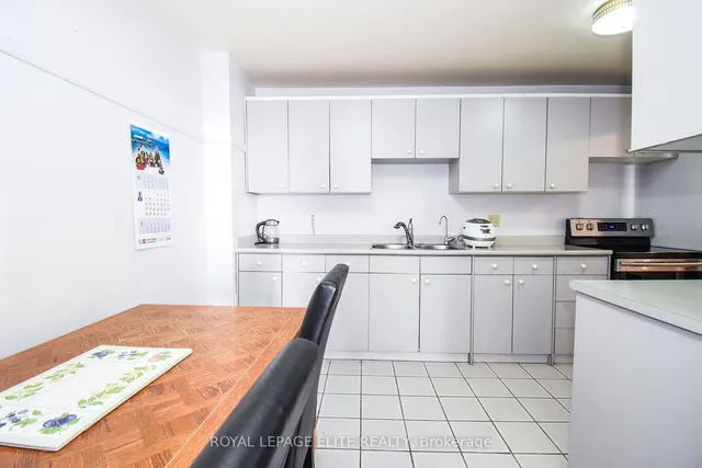 Additional property image - 362 THE EAST MALL Unit 1801