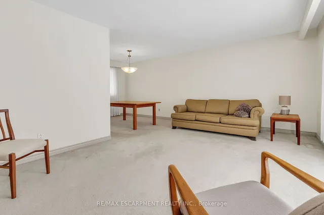 Additional property image - 3099 Northview Cres