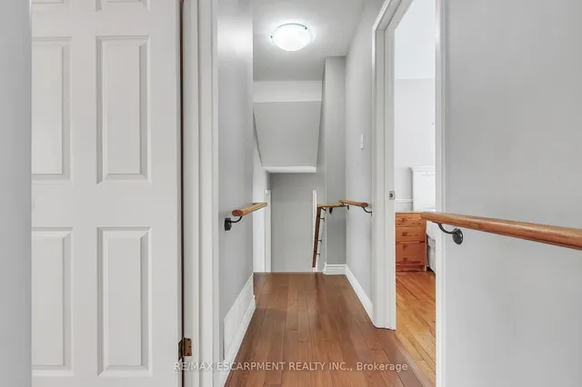 Additional property image - 3099 Northview Cres