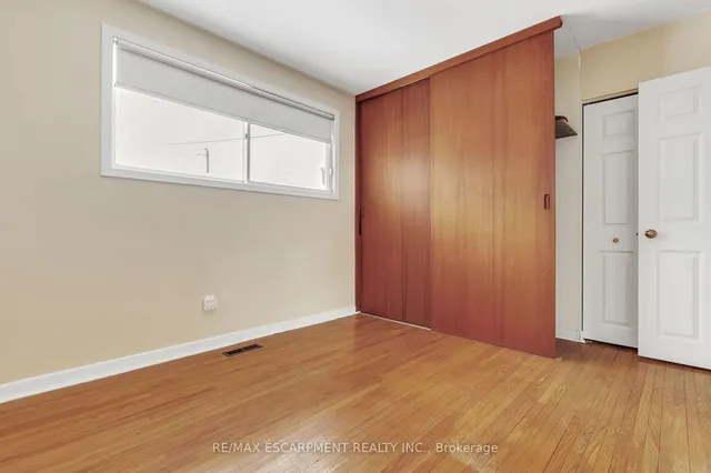 Additional property image - 3099 Northview Cres
