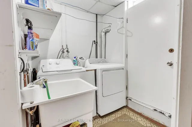 Additional property image - 3099 Northview Cres