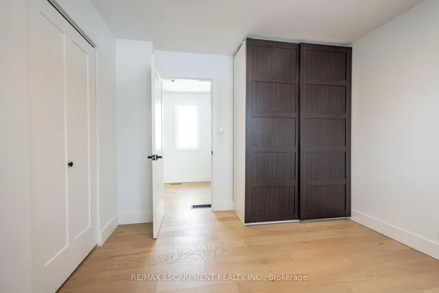 Additional property image - 3135 MICHAEL Cres
