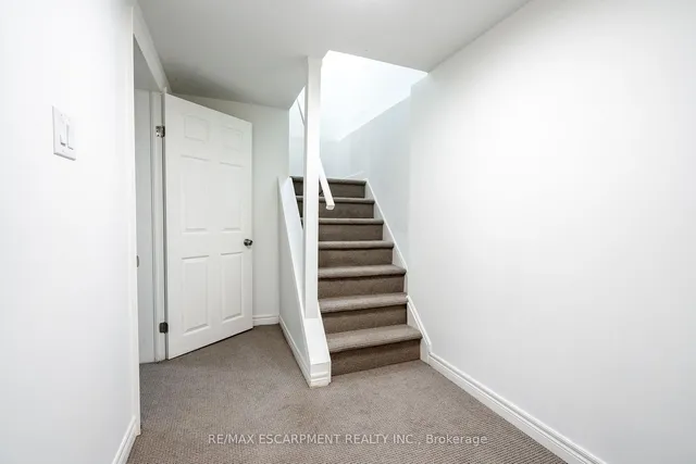 Additional property image - 3135 MICHAEL Cres