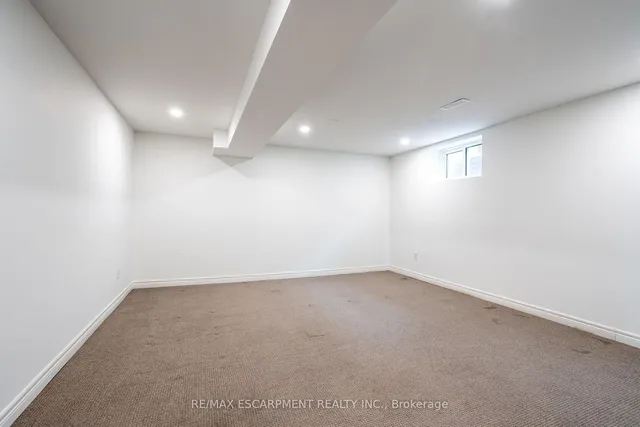 Additional property image - 3135 MICHAEL Cres