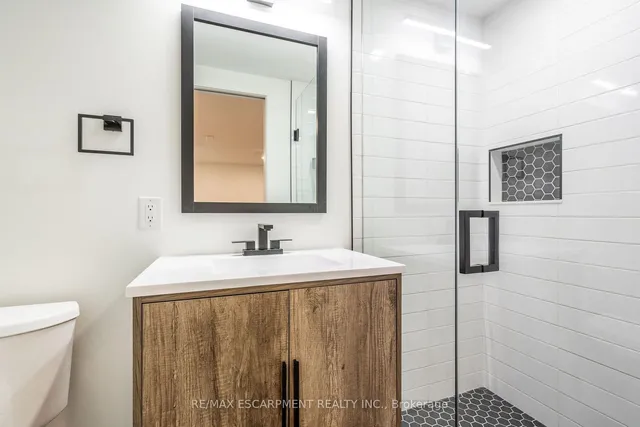 Additional property image - 3135 MICHAEL Cres