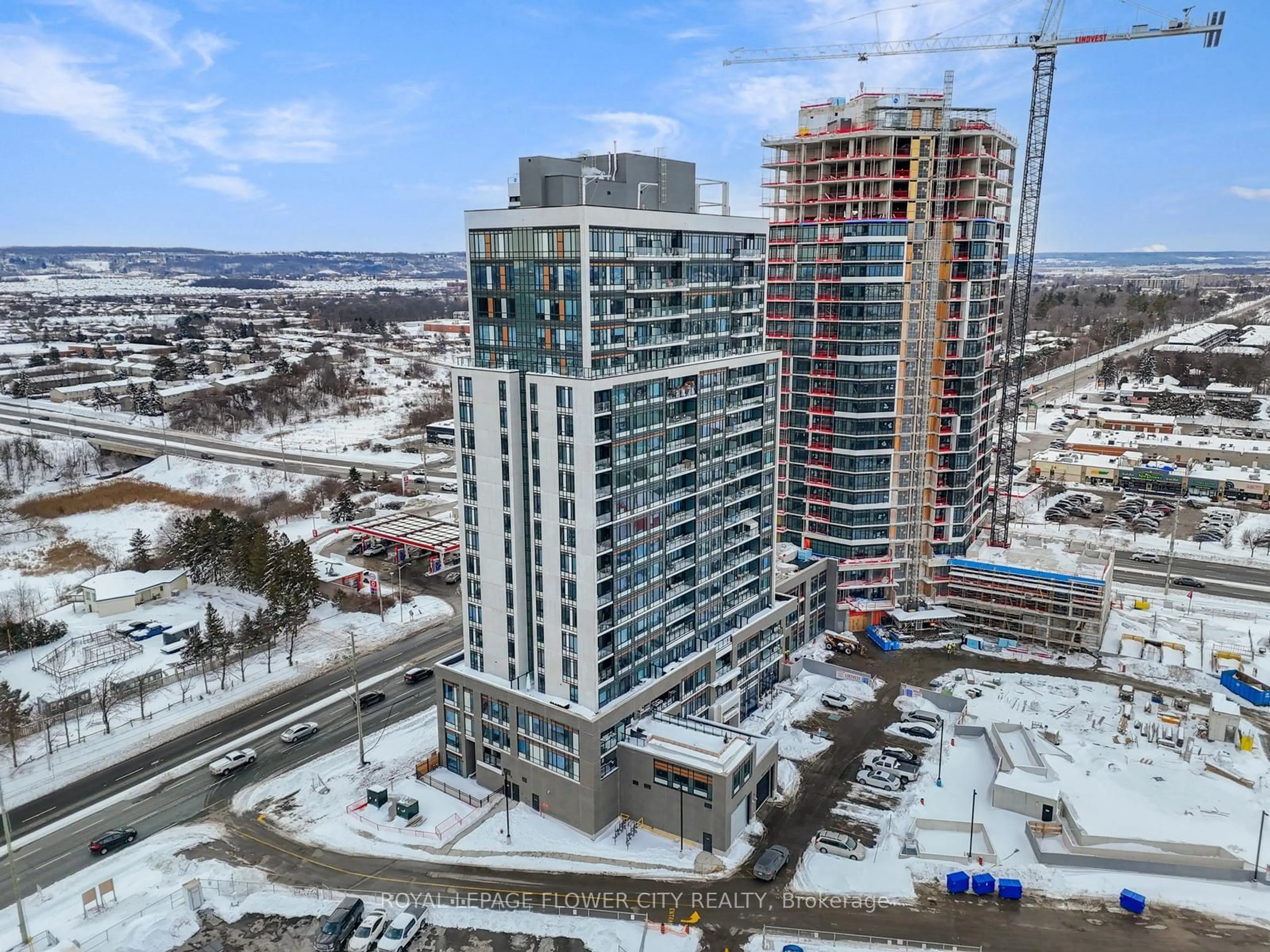 A pic from outside/outdoor area/front of a property/back of a property/a pic from drone, city buildings view from balcony for 8010 Derry Rd #901, Milton Ontario L9T 3L3