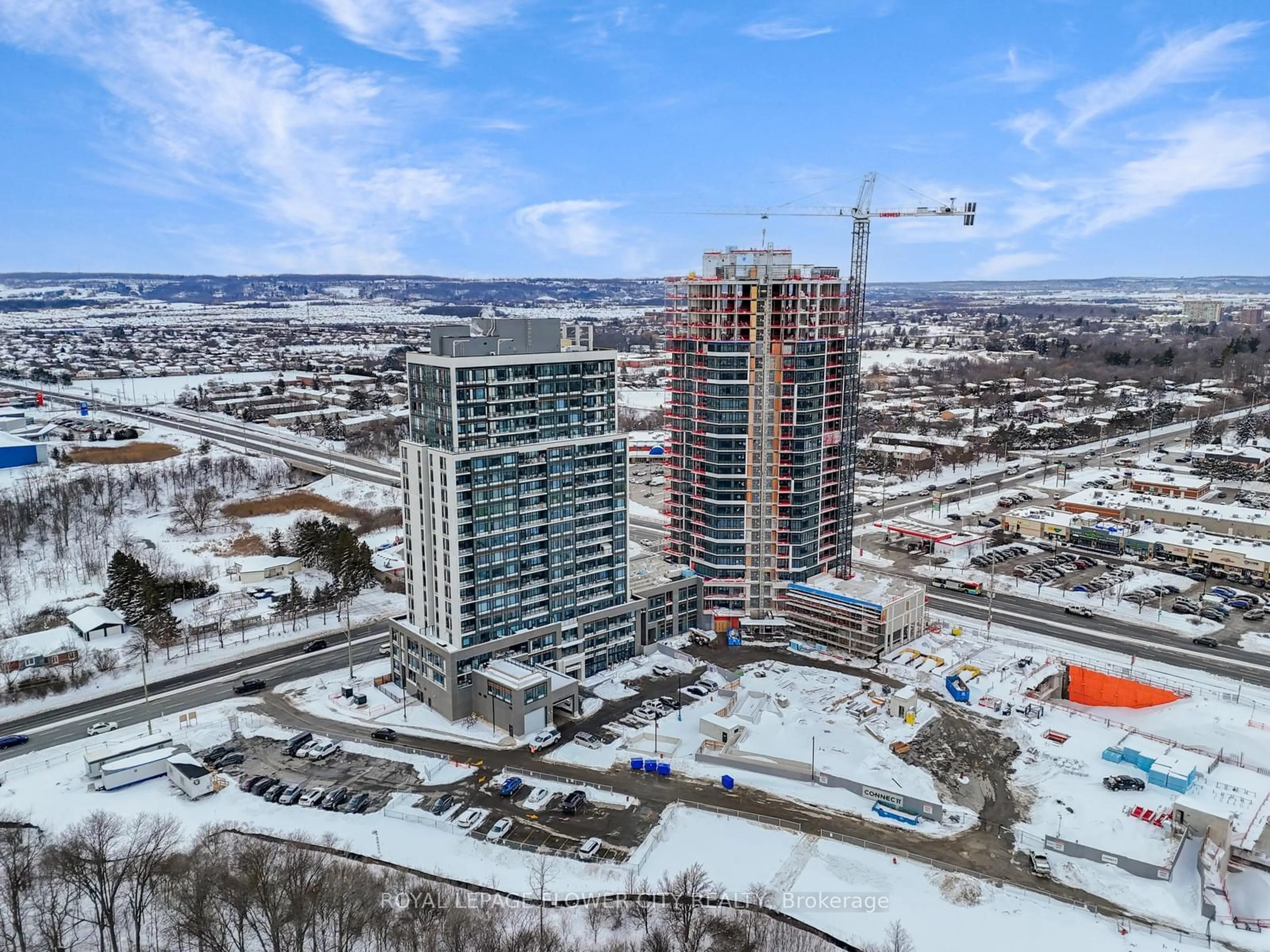 A pic from outside/outdoor area/front of a property/back of a property/a pic from drone, building for 8010 Derry Rd #901, Milton Ontario L9T 3L3