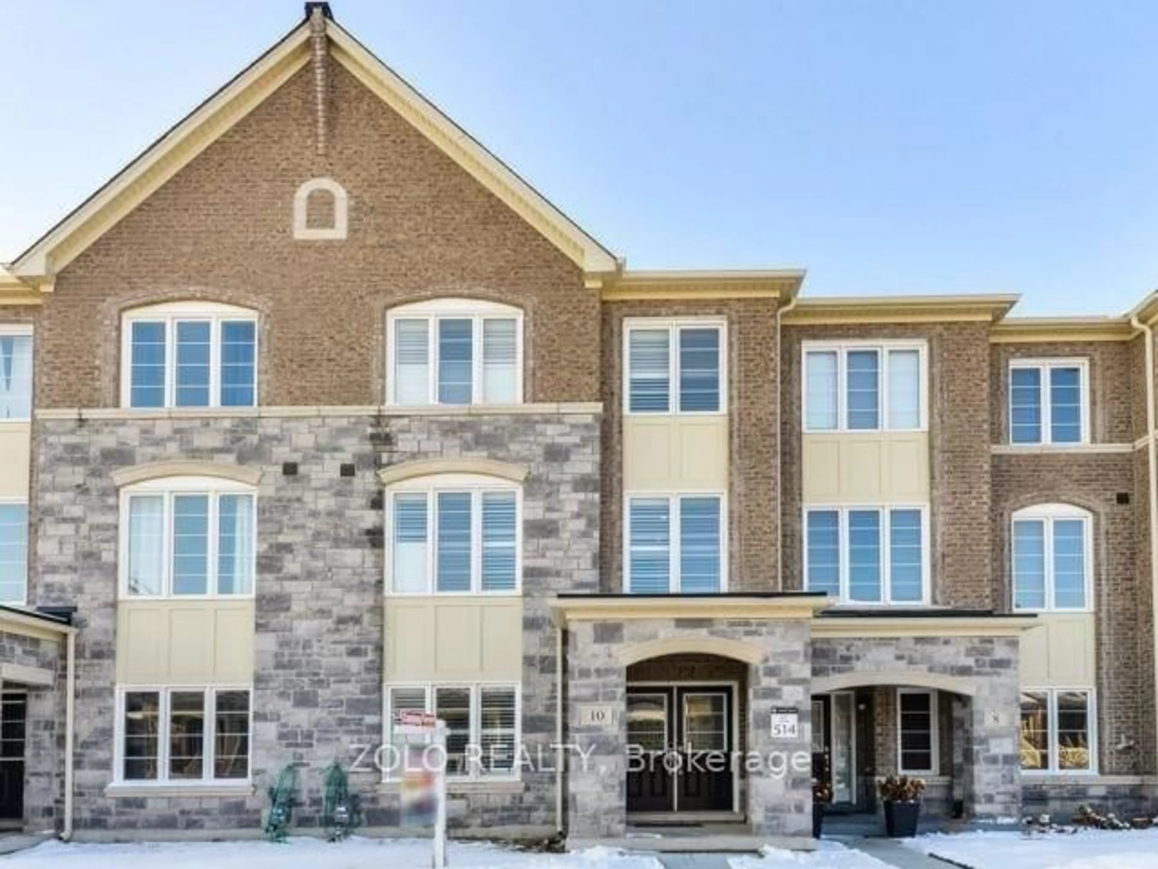 Home with brick exterior material, unknown for 10 Brushwood Dr, Brampton Ontario L6Y 6G5